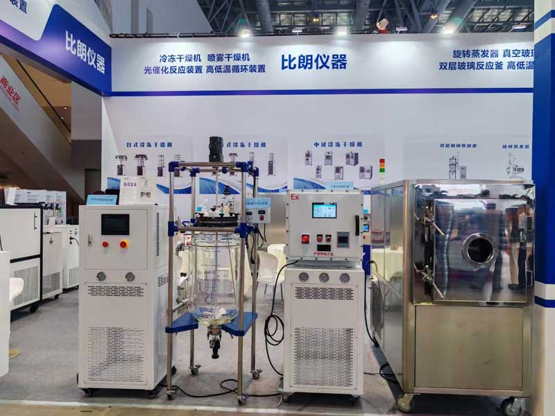 高低溫一體循環(huán)機（800系列）